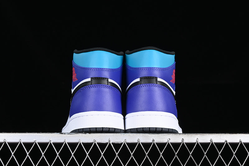 AJ1 Mid
