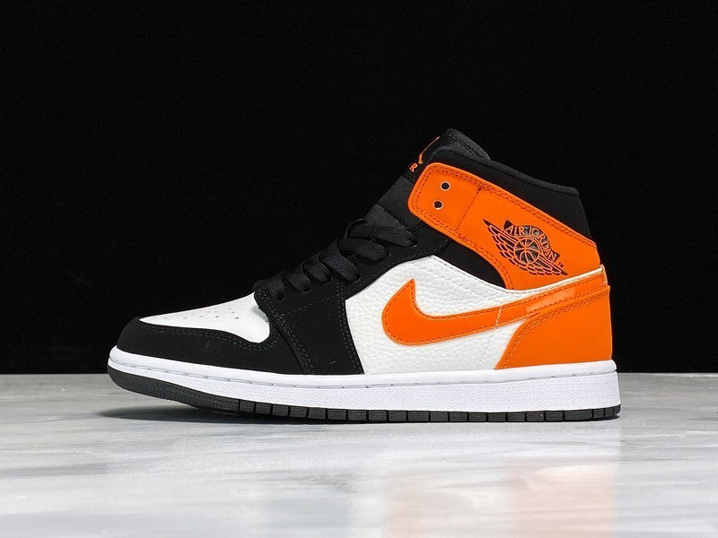 AJ1 Mid