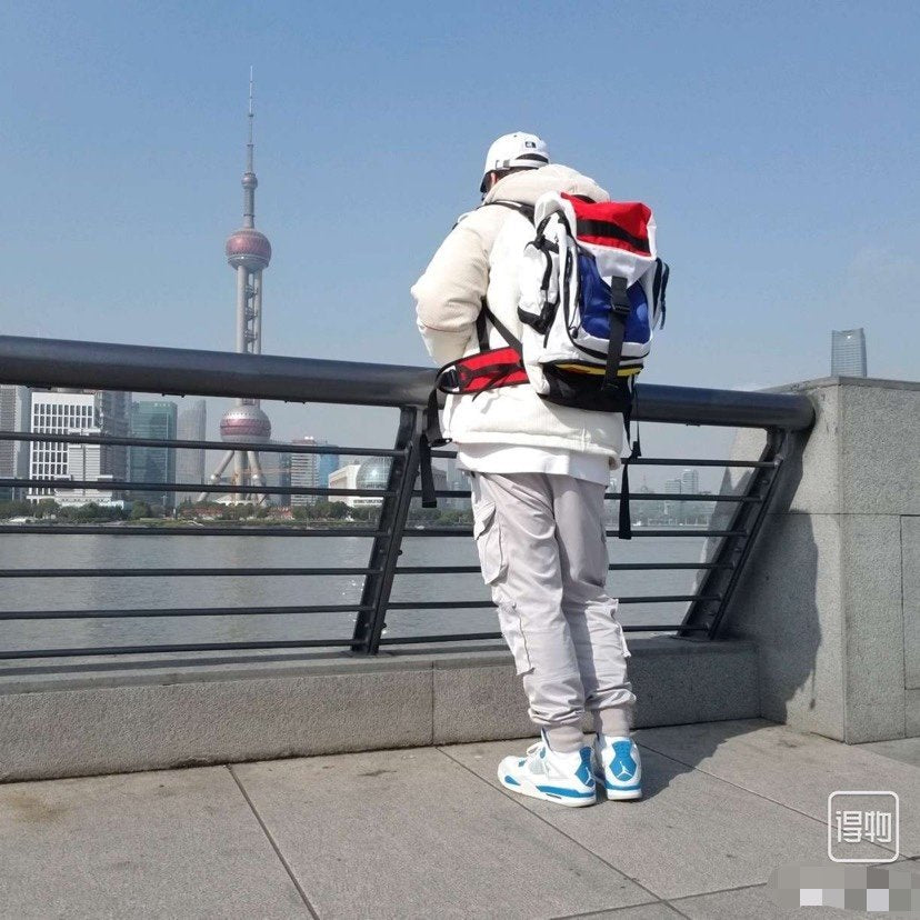 AJ4