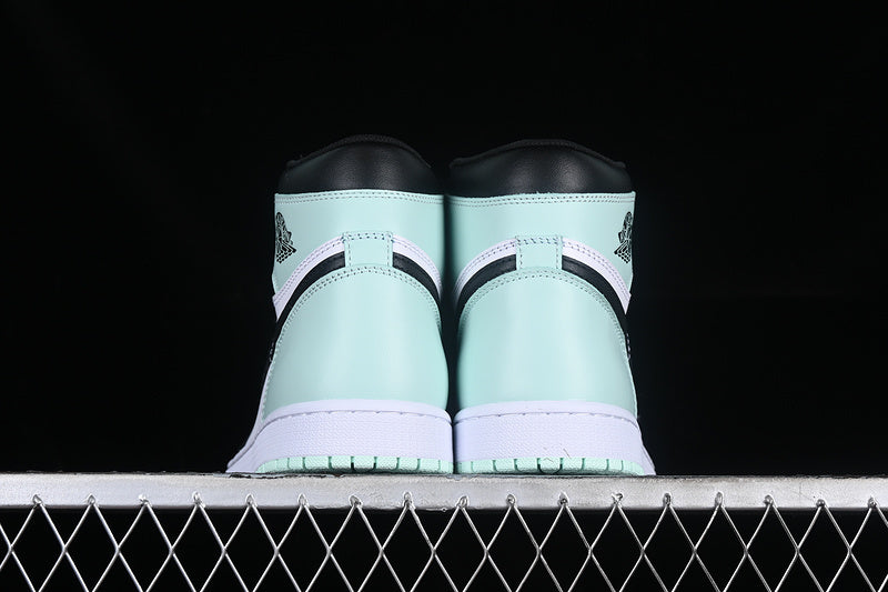 AJ1 High