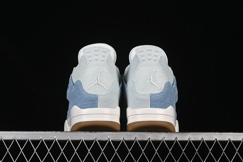 AJ4