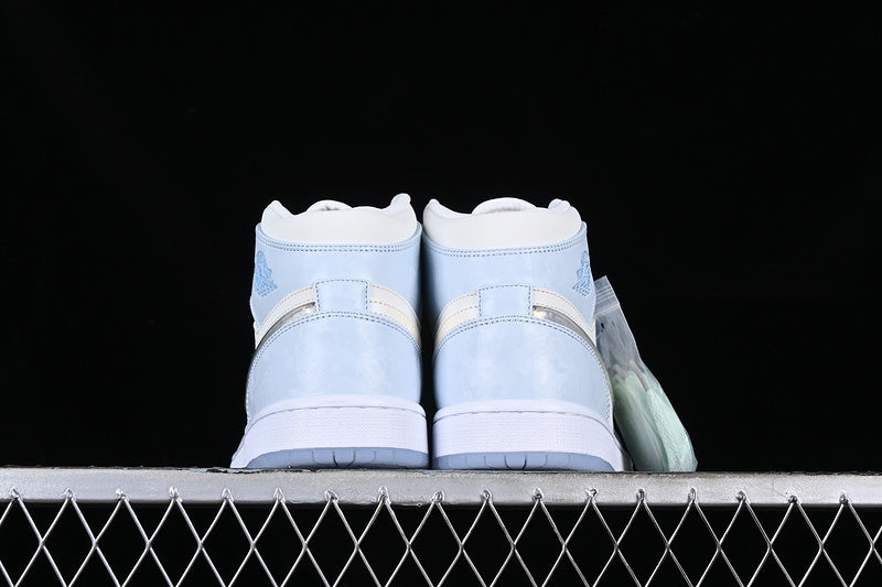 AJ1 Mid