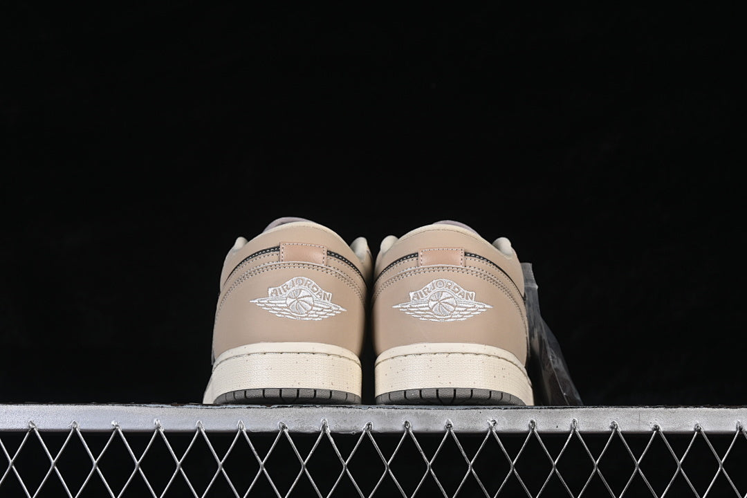 AJ1 Low