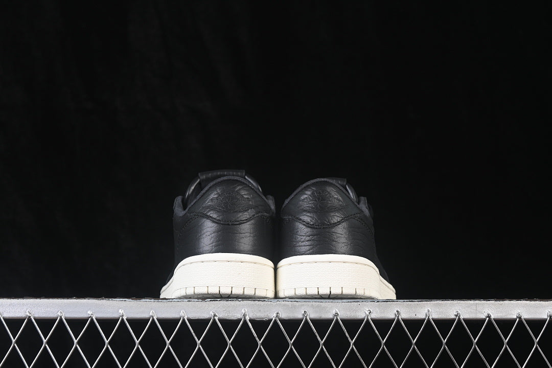 AJ1 Low