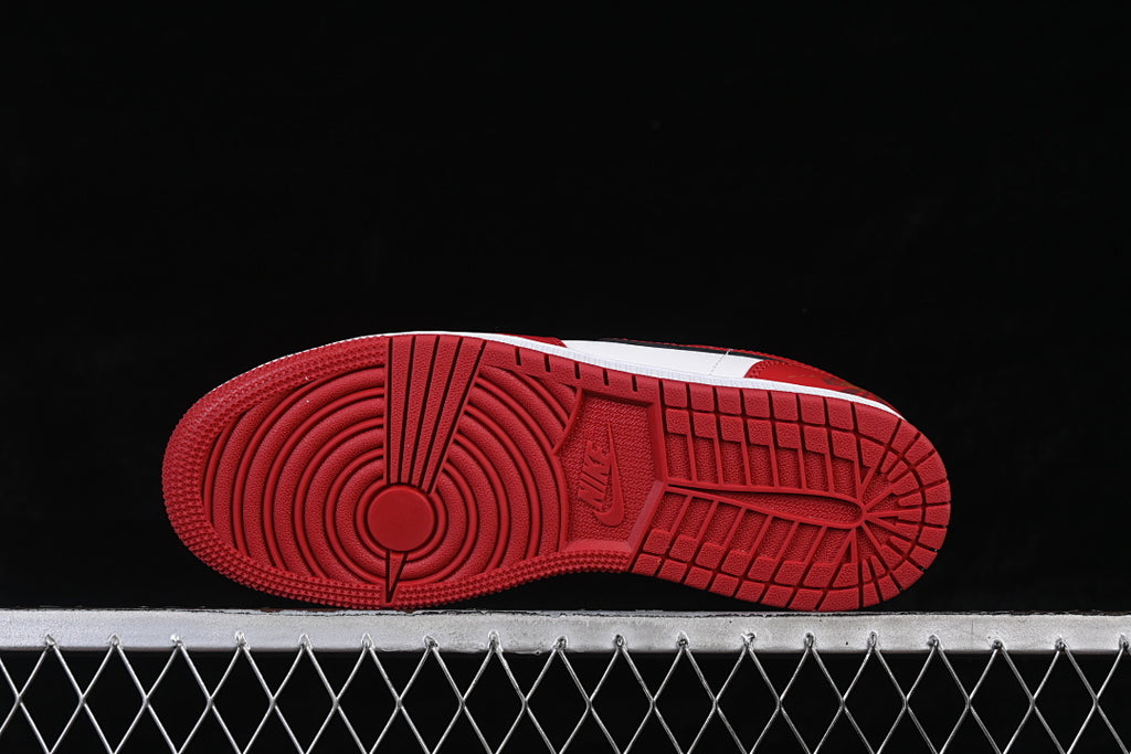 AJ1 Low