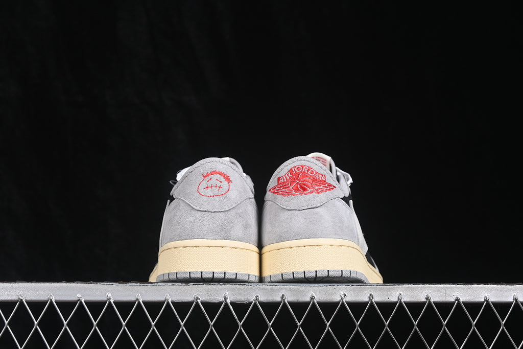 AJ1 Low
