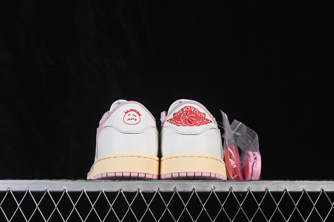 AJ1 Low