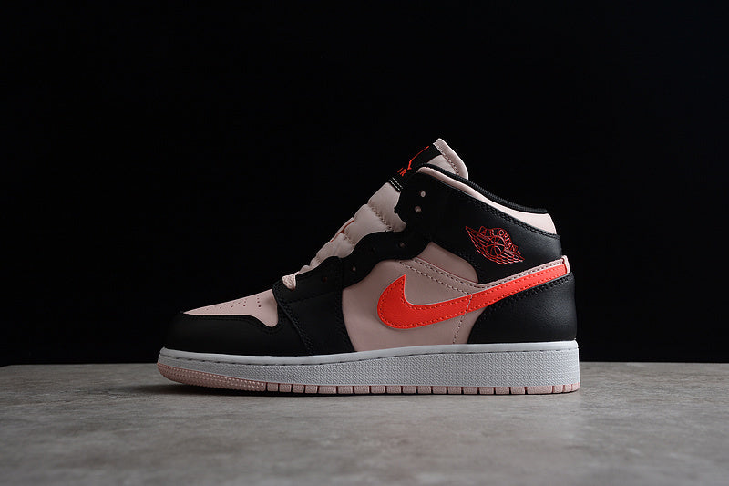 AJ1 Mid
