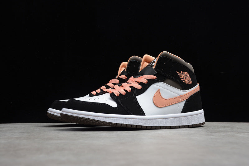 AJ1 Mid