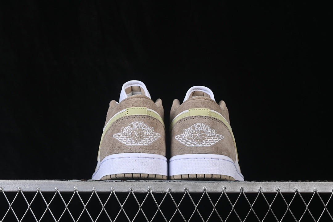 AJ1 Low