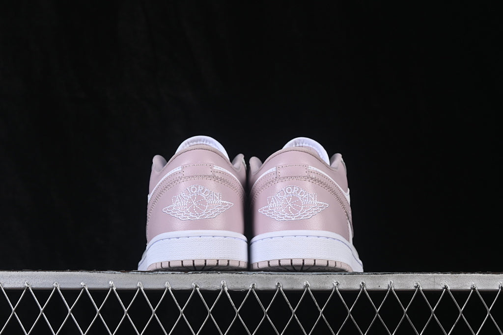 AJ1 Low