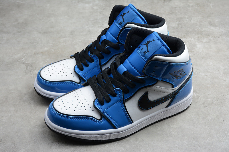 AJ1 Mid
