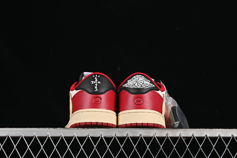 AJ1 Low