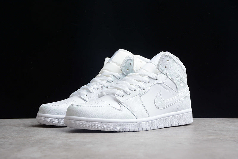 AJ1 Mid