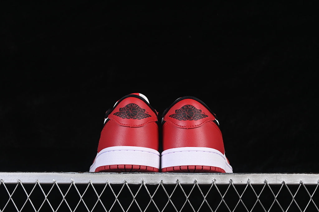 AJ1 Low