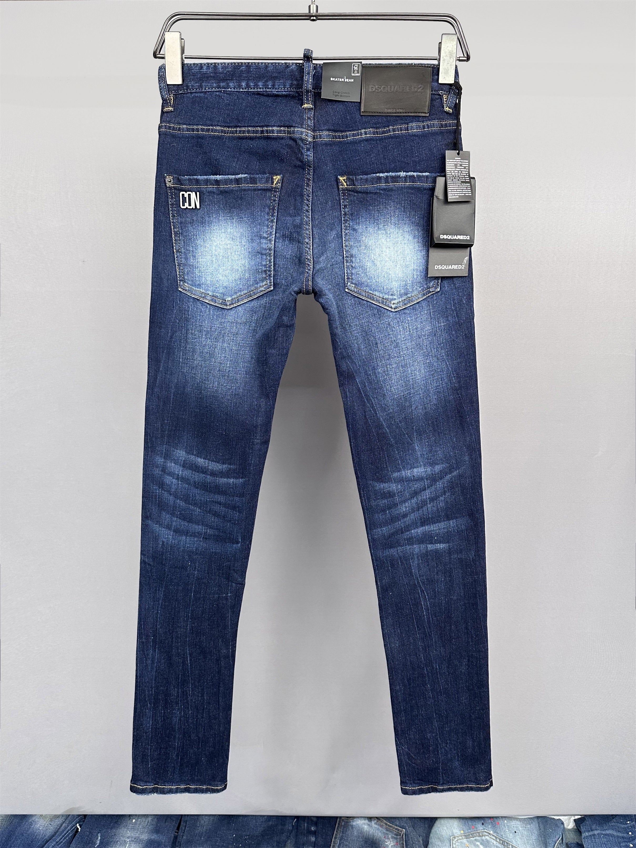 D2 Jeans