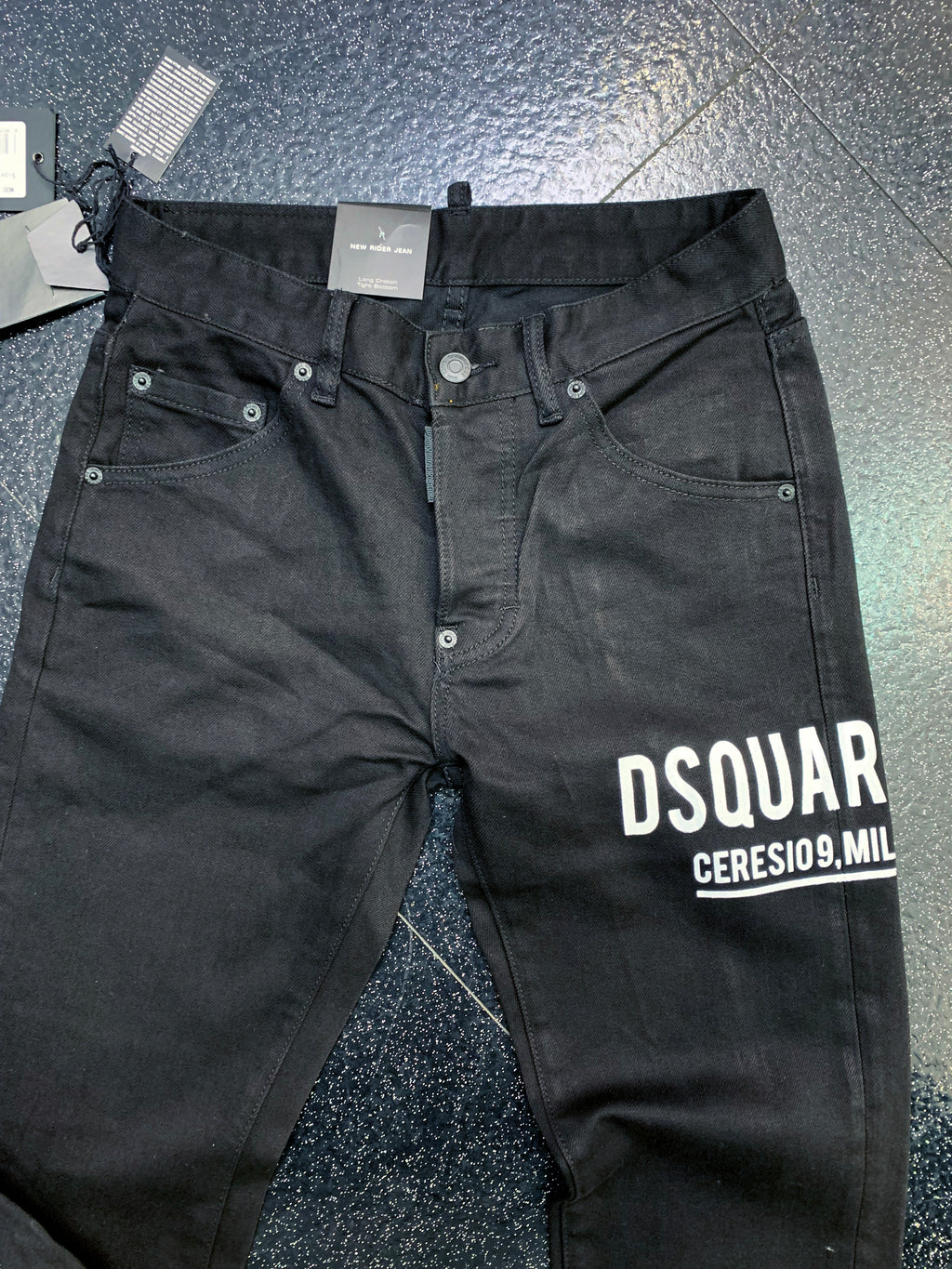 D2 Jeans