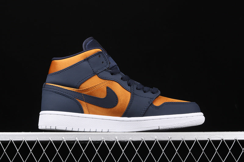 AJ1 Mid