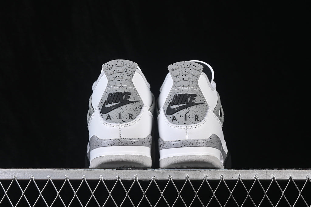 AJ4