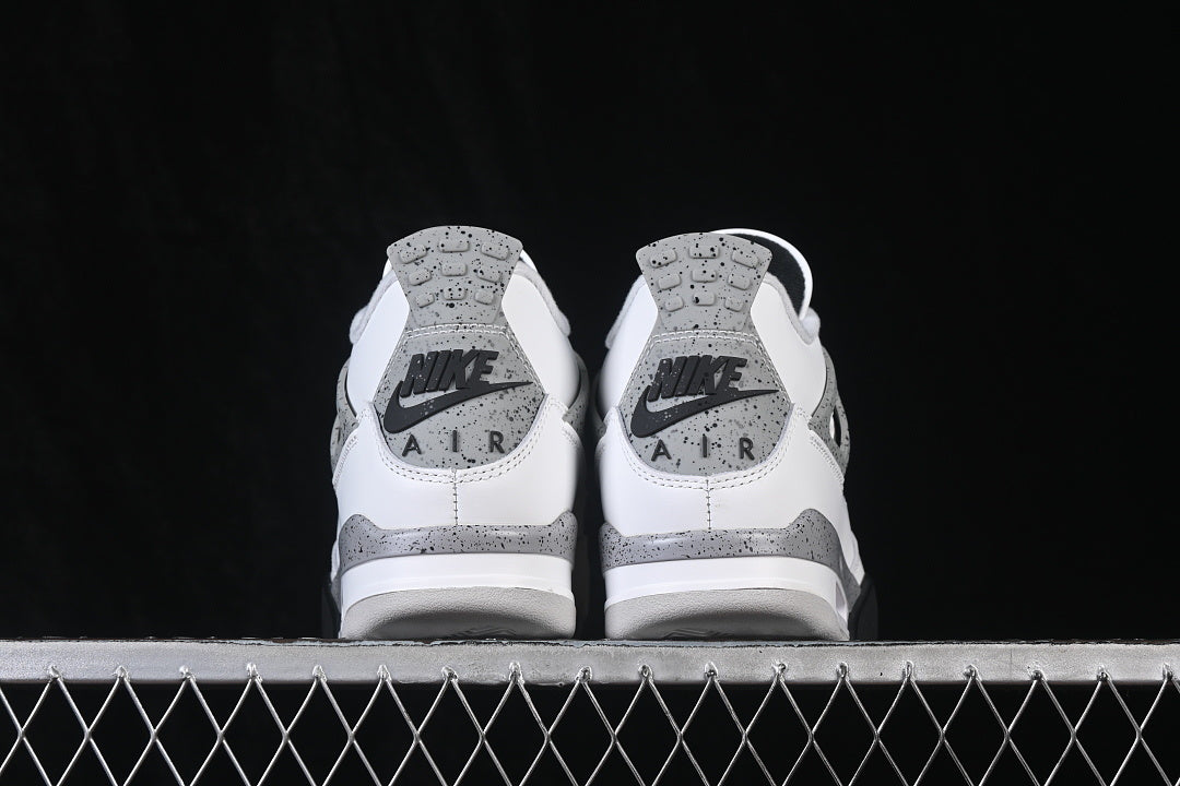 AJ4