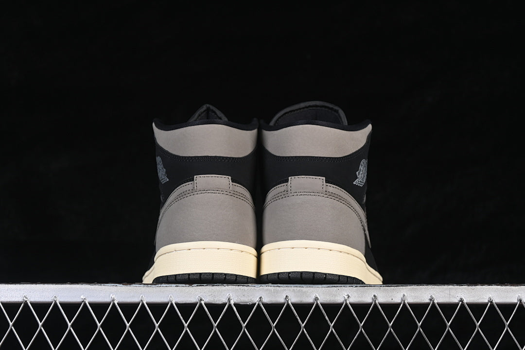 AJ1 High