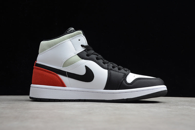 AJ1 Mid