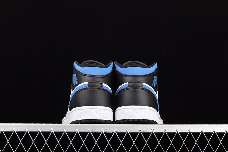 AJ1 Mid