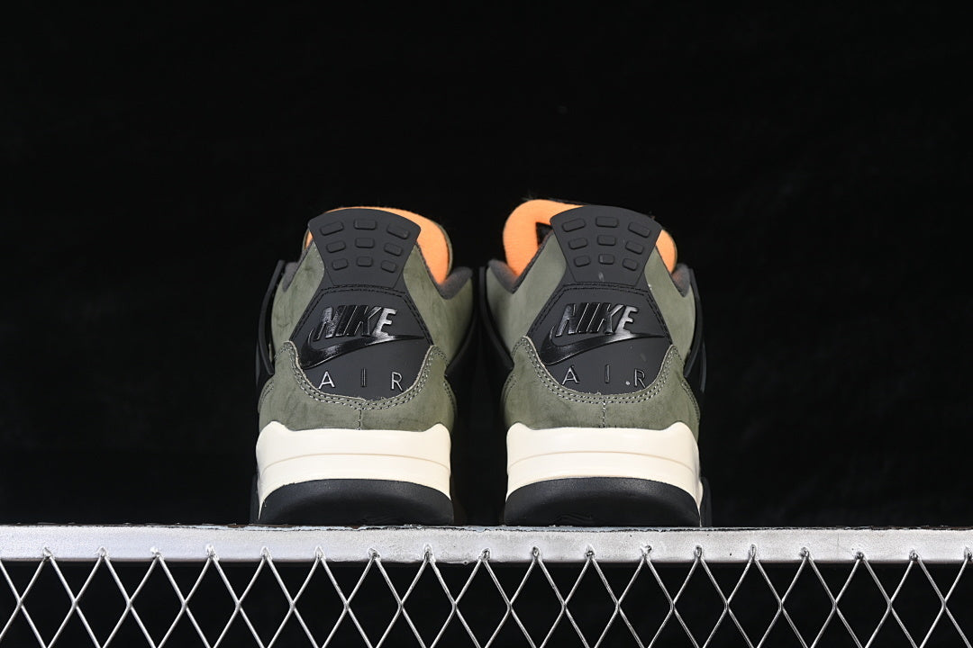 AJ4