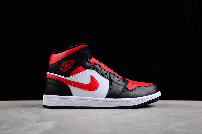 AJ1 Mid