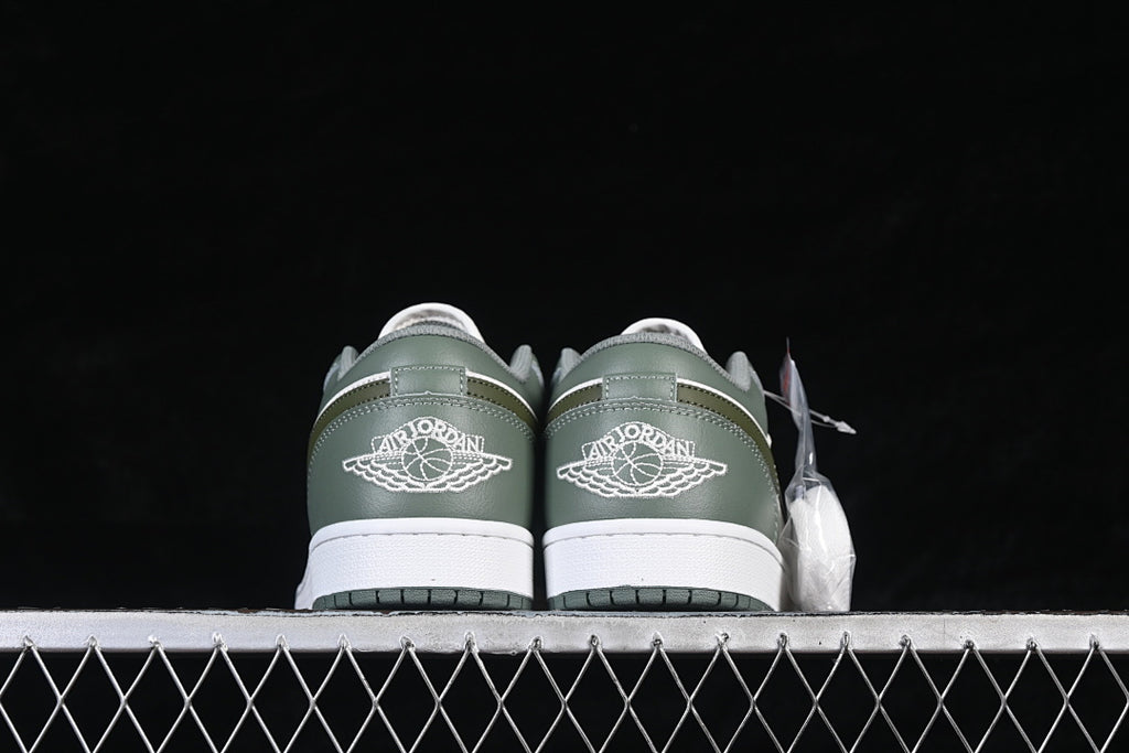 AJ1 Low