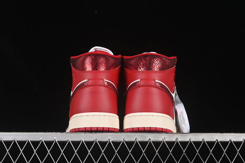 AJ1 Mid