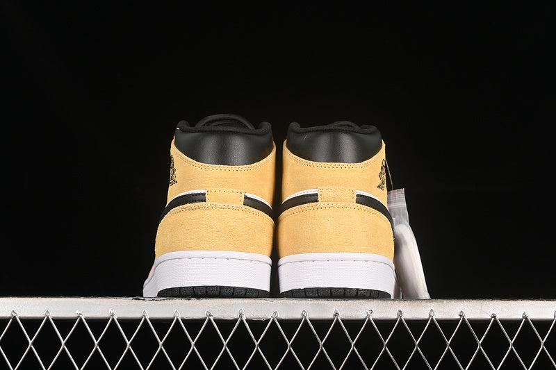AJ1 Mid