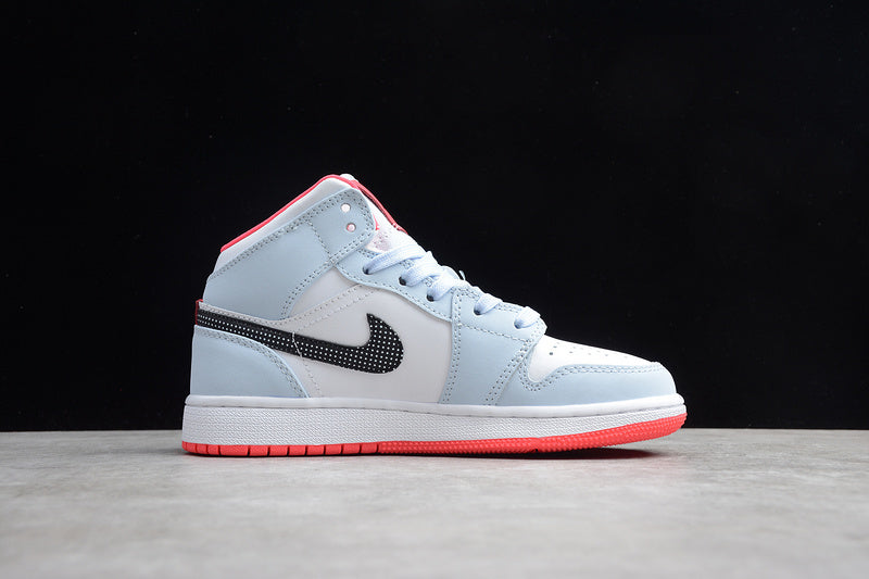AJ1 Mid