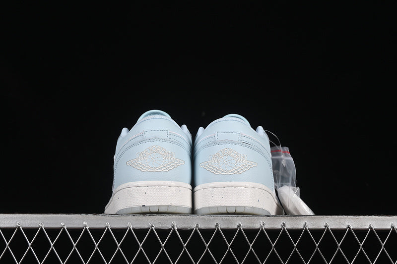 AJ1 Low