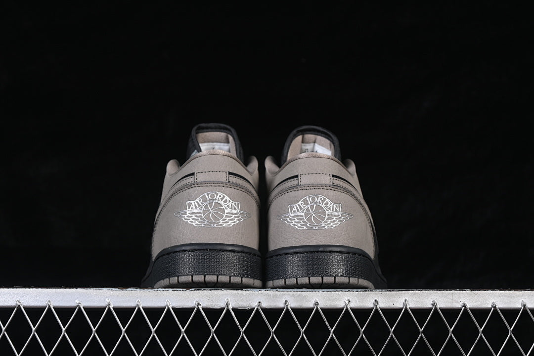 AJ1 Low
