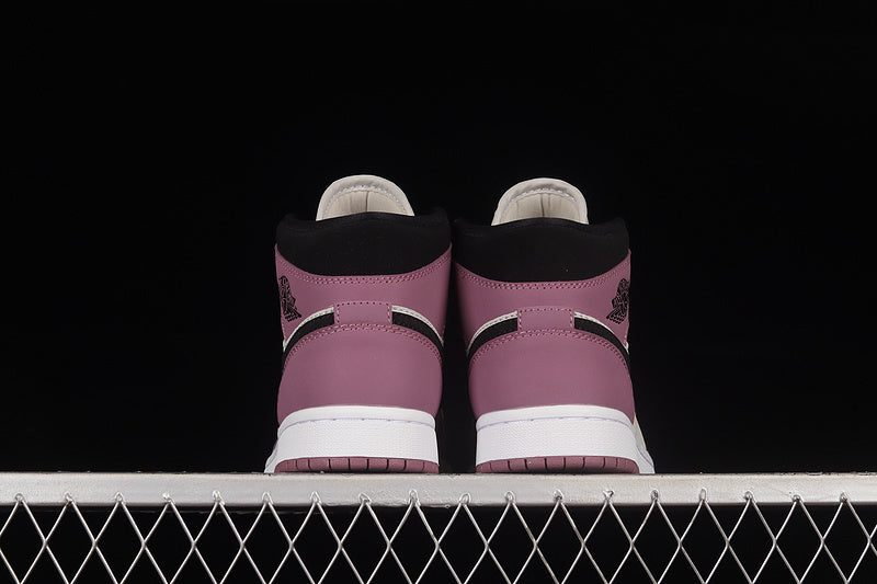 AJ1 Mid