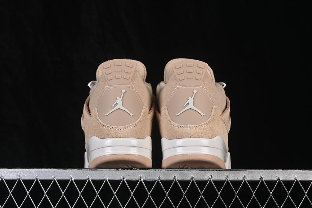 AJ4