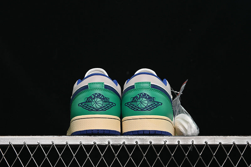 AJ1 Low