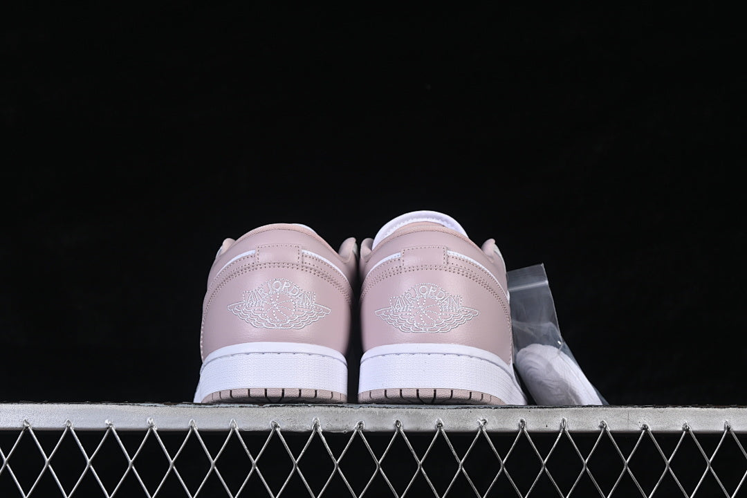 AJ1 Low