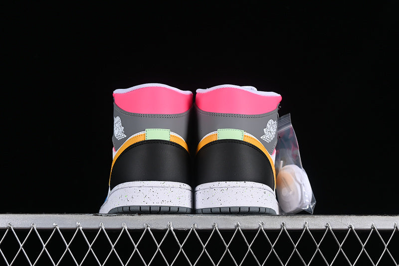 AJ1 Mid