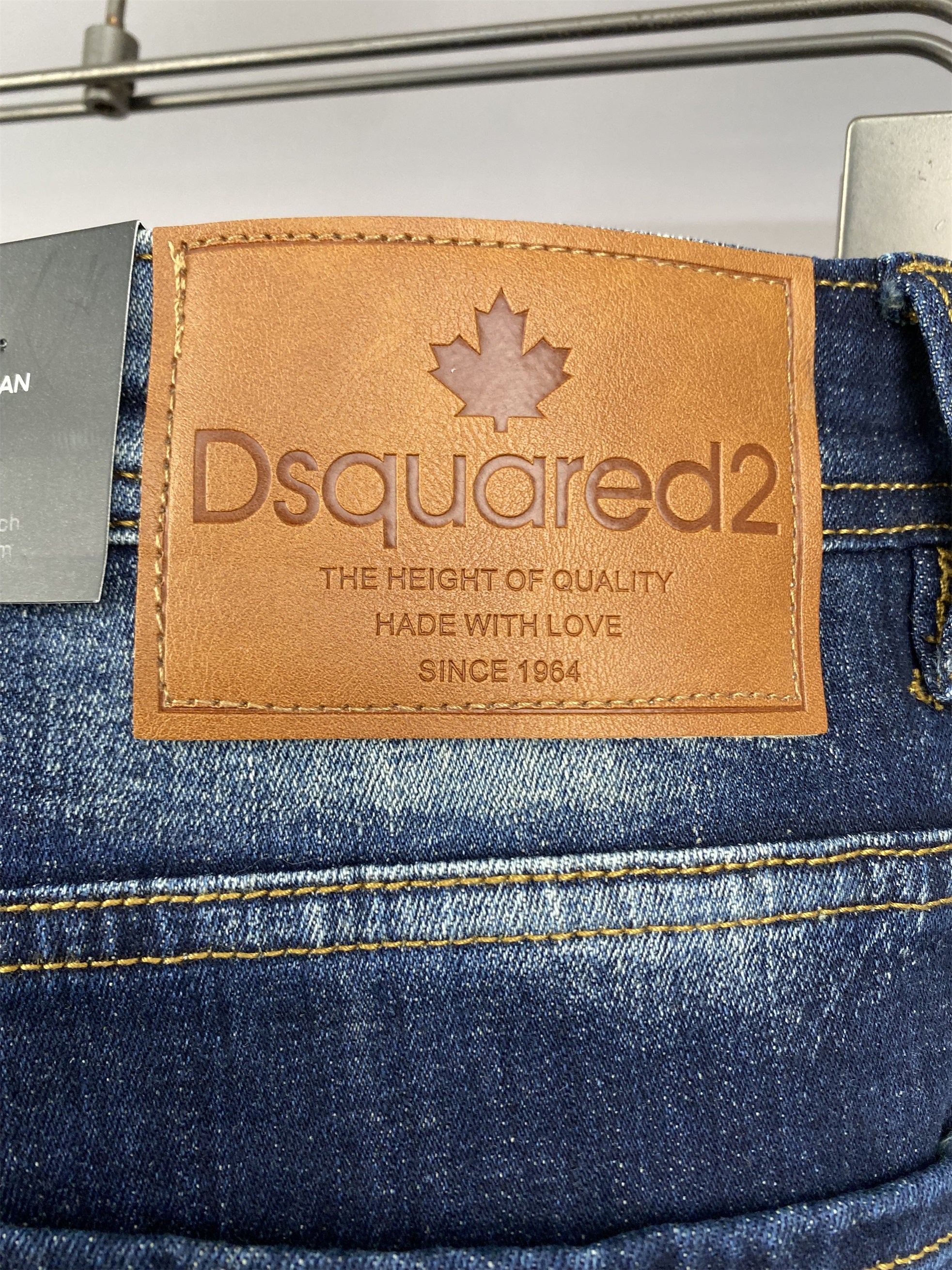 D2 Jeans