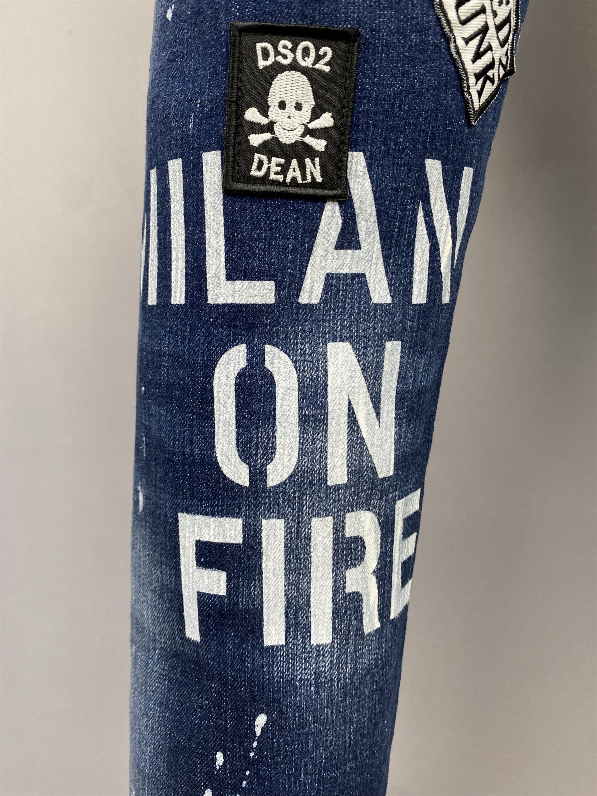D2 Jeans
