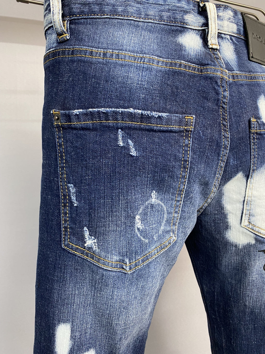 D2 Jeans