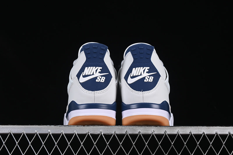 AJ4