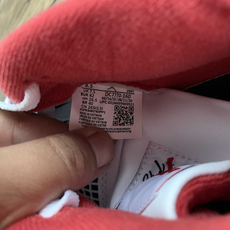 AJ4