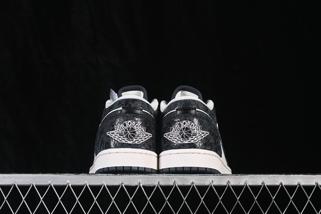 AJ1 Low