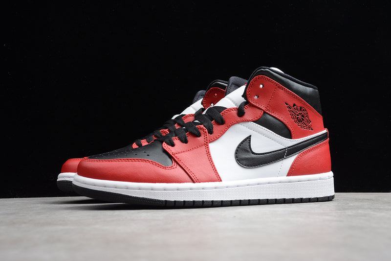AJ1 Mid