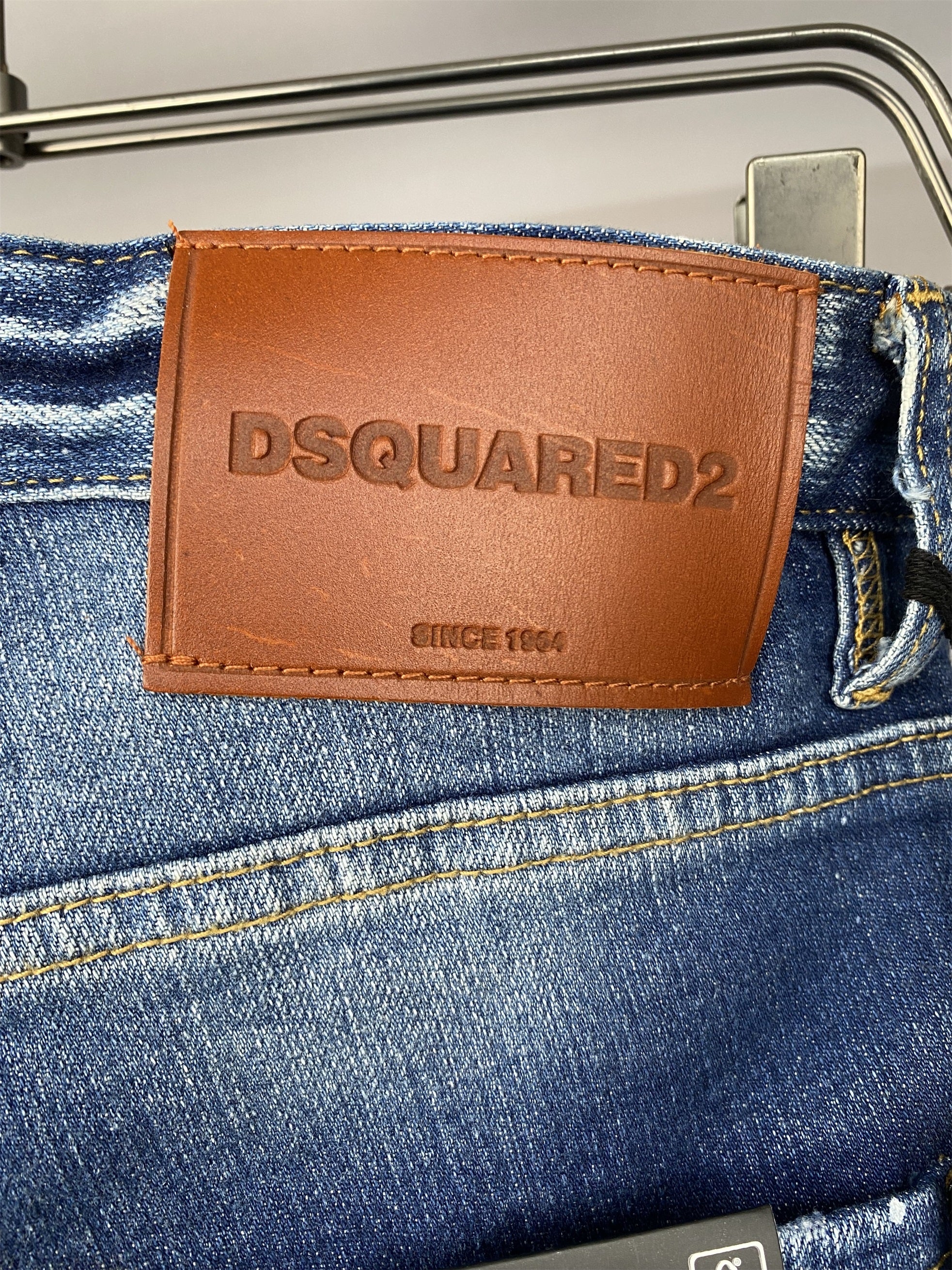 D2 Jeans