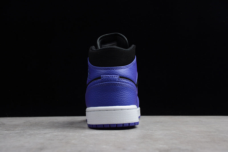 AJ1 Mid