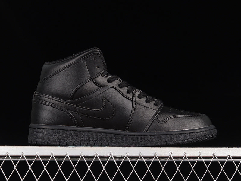 AJ1 Mid